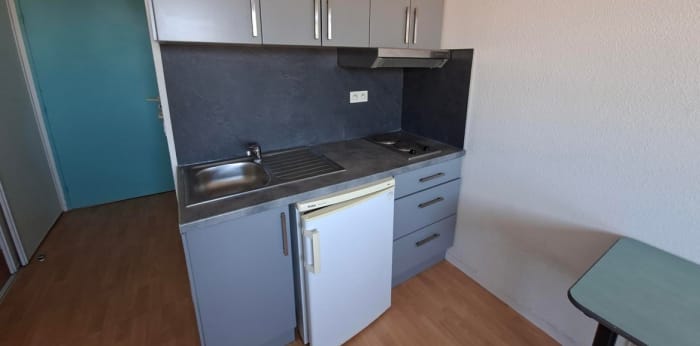 Image 1 sur 5 - Appartement  ·  Location · Bordeaux (33800) · 1 pièce · 19m²