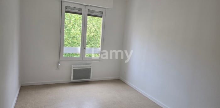 Image 2 sur 8 - Appartement  ·  Location · Lyon 05 (69005) · 3 pièces · 78m²