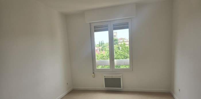 Image 3 sur 8 - Appartement  ·  Location · Lyon 05 (69005) · 3 pièces · 78m²