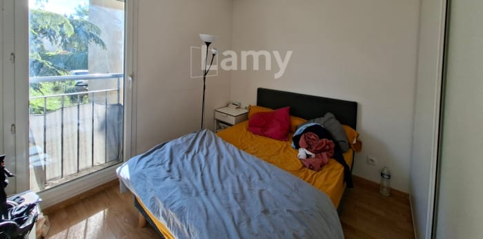 Image 3 sur 5 - Appartement  ·  Location · Clermont Ferrand (63000) · 2 pièces · 45m²