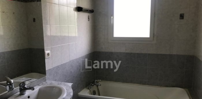Image 8 sur 9 - Maison/villa  ·  Location · Couzeix (87270) · 5 pièces · 98m²