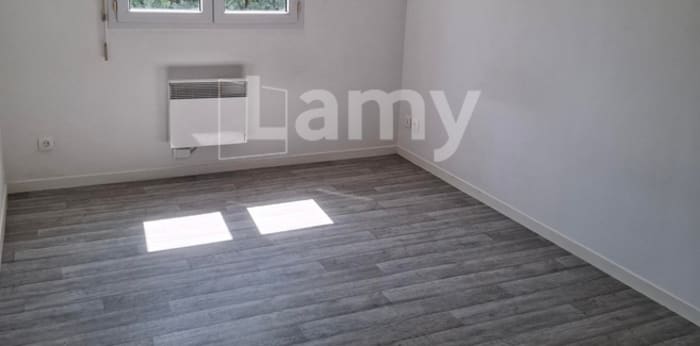 Image 10 sur 11 - Appartement  ·  Location · Nantes (44100) · 3 pièces · 70m²