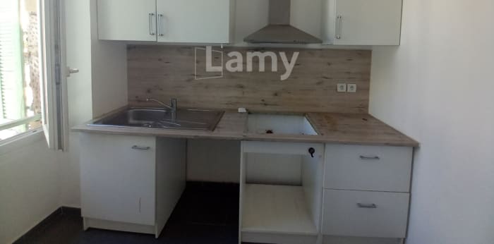 Image 3 sur 10 - Appartement  ·  Location · Marseille (13004) · 2 pièces · 34m²