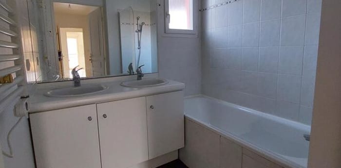 Image 8 sur 10 - Appartement  ·  Location · Le Pontet (84130) · 3 pièces · 68m²