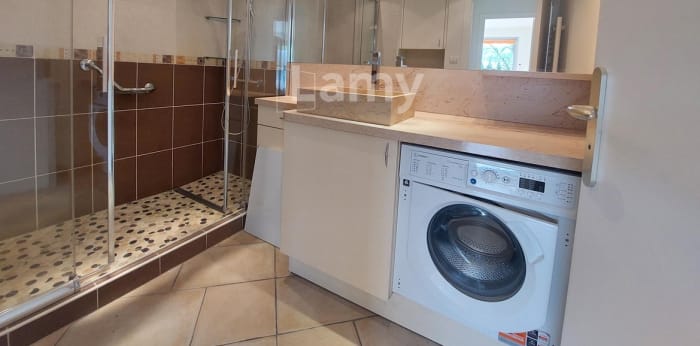 Image 6 sur 13 - Appartement  ·  Location · Meylan (38240) · 3 pièces · 93m²
