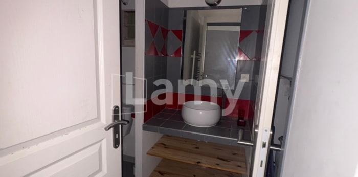Image 7 sur 7 - Appartement  ·  Location · Avignon (84000) · 2 pièces · 33m²