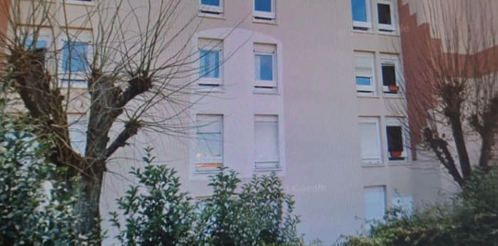 Image 1 sur 2 - Parking/box  ·  Location · Toulouse (31300) · 12m²
