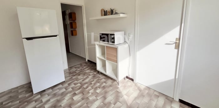 Image 8 sur 22 - Appartement  ·  Location · Aix En Provence (13100) · 3 pièces · 68m²
