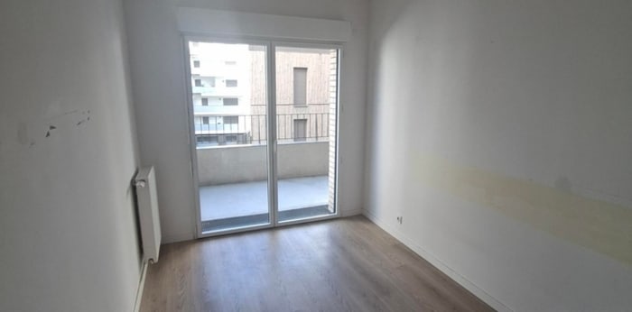 Image 5 sur 6 - Appartement  ·  Location · Bordeaux (33800) · 3 pièces · 64m²