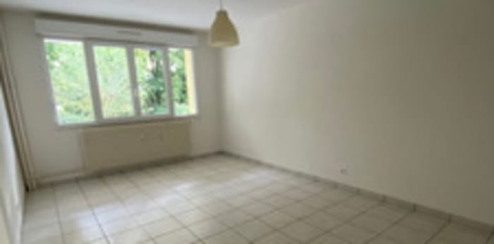 Image 3 sur 5 - Appartement  ·  Location · Besancon (25000) · 4 pièces · 79m²