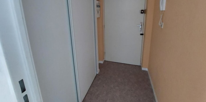 Image 2 sur 9 - Appartement  ·  Location · Besancon (25000) · 1 pièce · 30m²