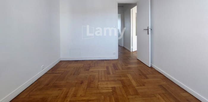 Image 11 sur 15 - Appartement  ·  Location · Limoges (87100) · 4 pièces · 65m²