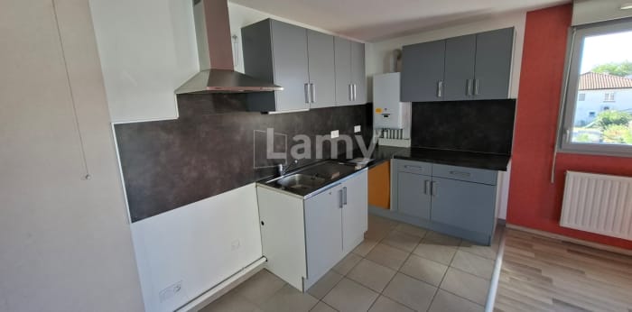 Image 4 sur 12 - Appartement  ·  Location · Clermont Ferrand (63000) · 3 pièces · 65m²