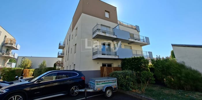 Image 1 sur 12 - Appartement  ·  Location · Clermont Ferrand (63000) · 3 pièces · 65m²