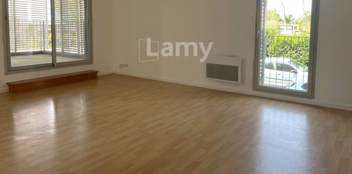 Image 2 sur 8 - Appartement  ·  Location · Rennes (35000) · 4 pièces · 84m²