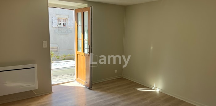 Image 5 sur 9 - Maison/villa  ·  Location · Courbouzon (39570) · 2 pièces · 35m²