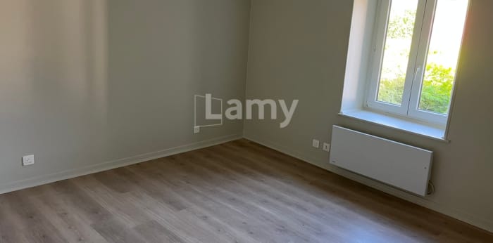 Image 6 sur 9 - Maison/villa  ·  Location · Courbouzon (39570) · 2 pièces · 35m²