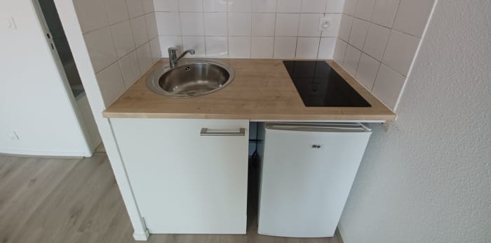 Image 4 sur 8 - Appartement  ·  Location · Bordeaux (33800) · 1 pièce · 30m²