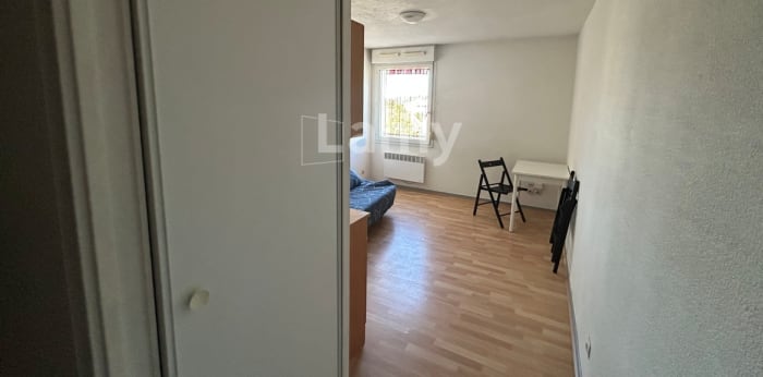 Image 8 sur 11 - Appartement  ·  Location · Besancon (25000) · 1 pièce · 18m²