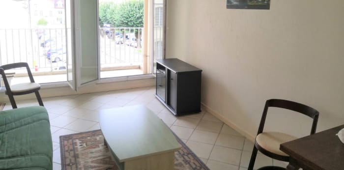 Image 2 sur 14 - Appartement  ·  Location · Lons Le Saunier (39000) · 3 pièces · 64m²