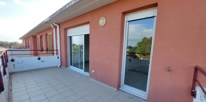 Image 8 sur 9 - Appartement  ·  Location · Le Pontet (84130) · 2 pièces · 48m²