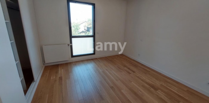 Image 6 sur 9 - Appartement  ·  Location · Echirolles (38130) · 3 pièces · 77m²