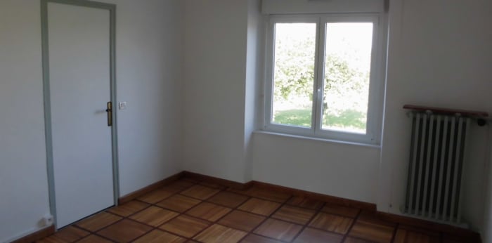 Image 5 sur 30 - Appartement  ·  Location · Dole (39100) · 4 pièces · 99m²