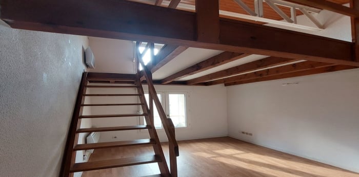 Image 2 sur 4 - Appartement  ·  Location · Bordeaux (33000) · 1 pièce · 16m²