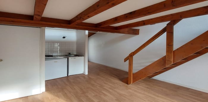Image 1 sur 4 - Appartement  ·  Location · Bordeaux (33000) · 1 pièce · 16m²