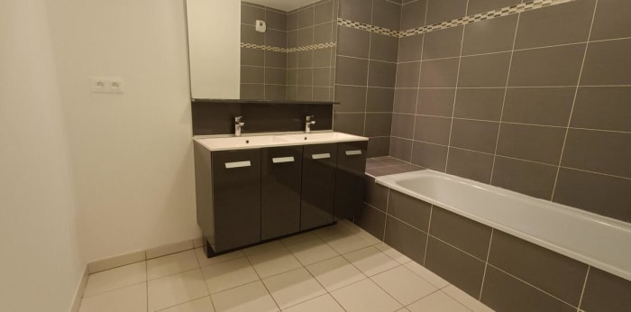 Image 7 sur 7 - Appartement  ·  Location · Joue Les Tours (37300) · 3 pièces · 65m²