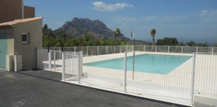 Image 1 sur 6 - Maison/villa  ·  Location · Roquebrune Sur Argens (83520) · 4 pièces · 81m²