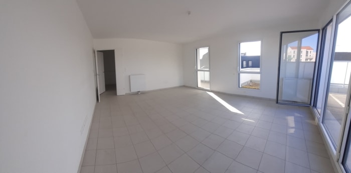 Image 6 sur 21 - Appartement  ·  Location · Roubaix (59100) · 5 pièces · 111m²