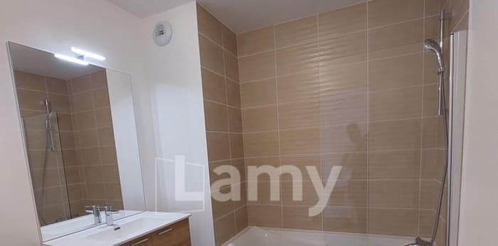 Image 5 sur 6 - Appartement  ·  Location · Avignon (84000) · 3 pièces · 67m²