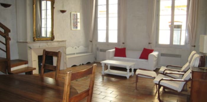 Image 3 sur 8 - Appartement  ·  Location · Aix En Provence (13100) · 1 pièce · 35m²