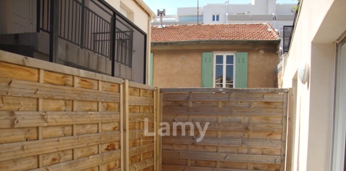 Image 2 sur 8 - Appartement  ·  Location · Nimes (30900) · 1 pièce · 25m²