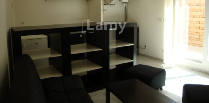Image 5 sur 8 - Appartement  ·  Location · Nimes (30900) · 1 pièce · 25m²