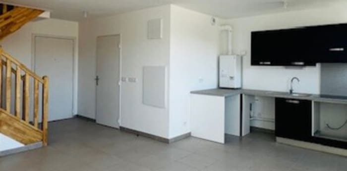 Image 2 sur 6 - Appartement  ·  Location · Orange (84100) · 3 pièces · 58m²