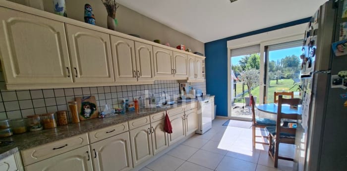 Image 16 sur 19 - Maison/villa  ·  Location · Aulnoy Lez Valenciennes (59300) · 6 pièces · 200m²