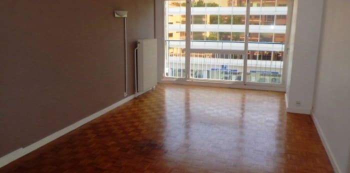 Image 1 sur 8 - Appartement  ·  Location · Villeurbanne (69100) · 3 pièces · 80m²