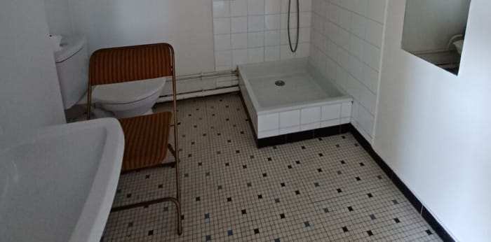 Image 4 sur 4 - Appartement  ·  Location · Caluire Et Cuire (69300) · 1 pièce · 31m²