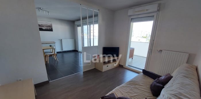 Image 5 sur 9 - Appartement  ·  Location · Grenoble (38100) · 4 pièces · 78m²