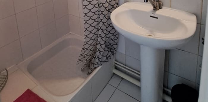 Image 5 sur 8 - Appartement  ·  Location · Caluire Et Cuire (69300) · 1 pièce · 17m²