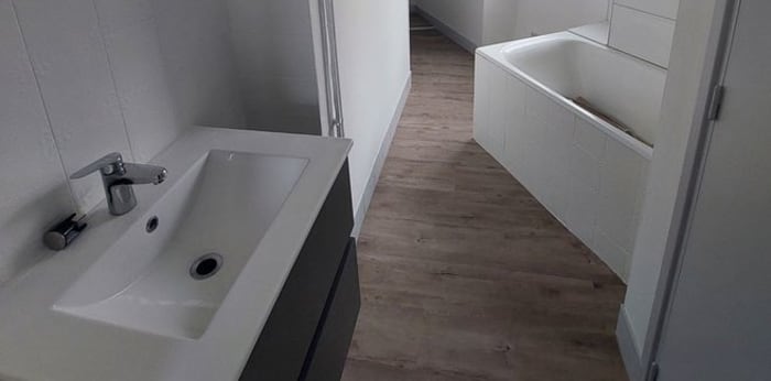 Image 12 sur 16 - Appartement  ·  Location · Issoire (63500) · 2 pièces · 58m²