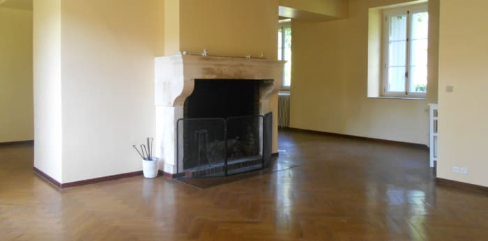 Image 3 sur 10 - Maison/villa  ·  Location · Les Vallees De La Vanne (89320) · 6 pièces · 284m²