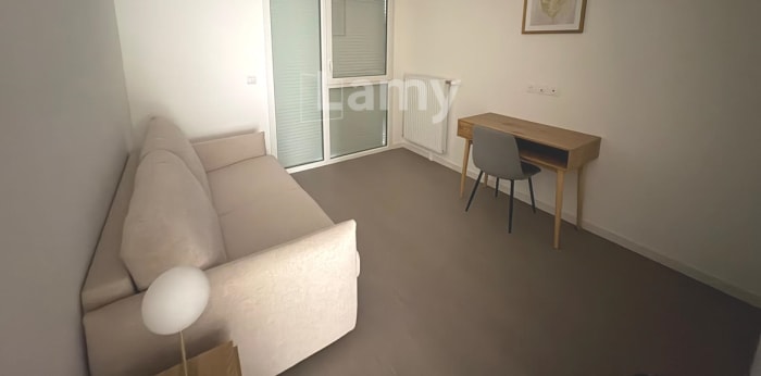 Image 1 sur 4 - Appartement  ·  Location · Orleans (45100) · 1 pièce · 18m²