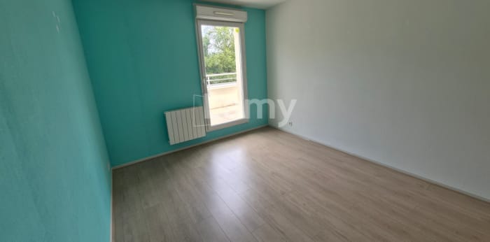 Image 7 sur 17 - Appartement  ·  Location · St Georges Sur Baulche (89000) · 4 pièces · 102m²