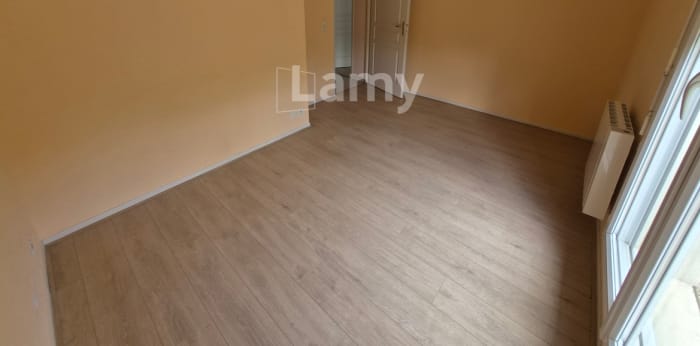 Image 6 sur 17 - Appartement  ·  Location · St Georges Sur Baulche (89000) · 4 pièces · 102m²