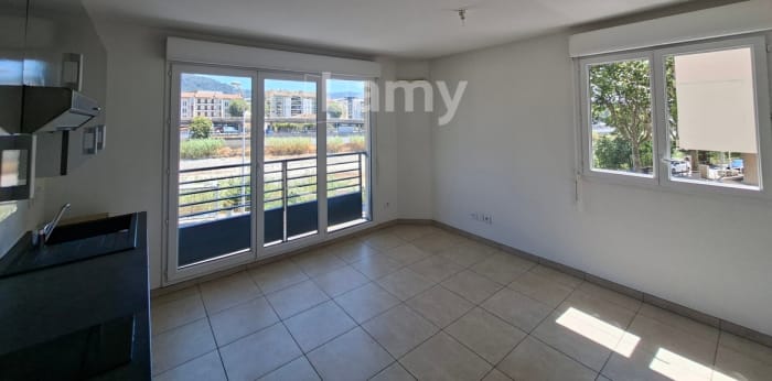 Image 1 sur 5 - Appartement  ·  Location · Nice (06000) · 1 pièce · 25m²