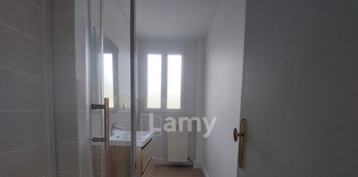 Image 12 sur 13 - Appartement  ·  Location · Limoges (87100) · 3 pièces · 56m²