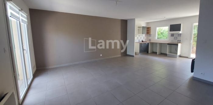 Image 6 sur 23 - Maison/villa  ·  Location · Nimes (30900) · 4 pièces · 79m²